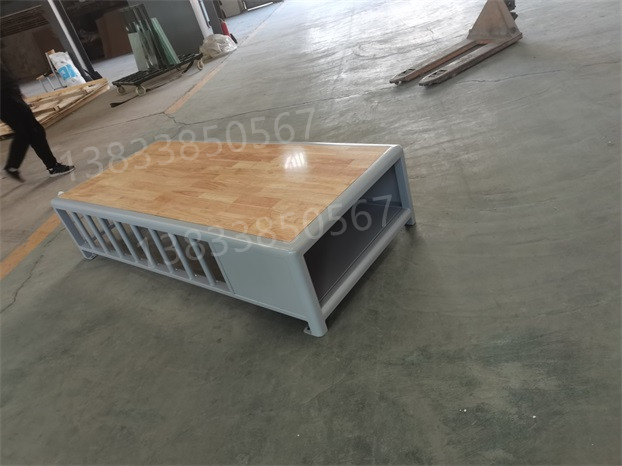 北海拘留所床具